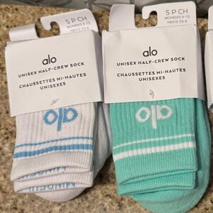 Alo yoga half crew socks